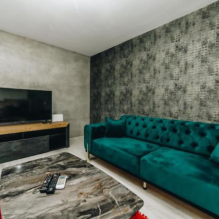 Garni Hotel Radovic クラグイェヴァツ エクステリア 写真