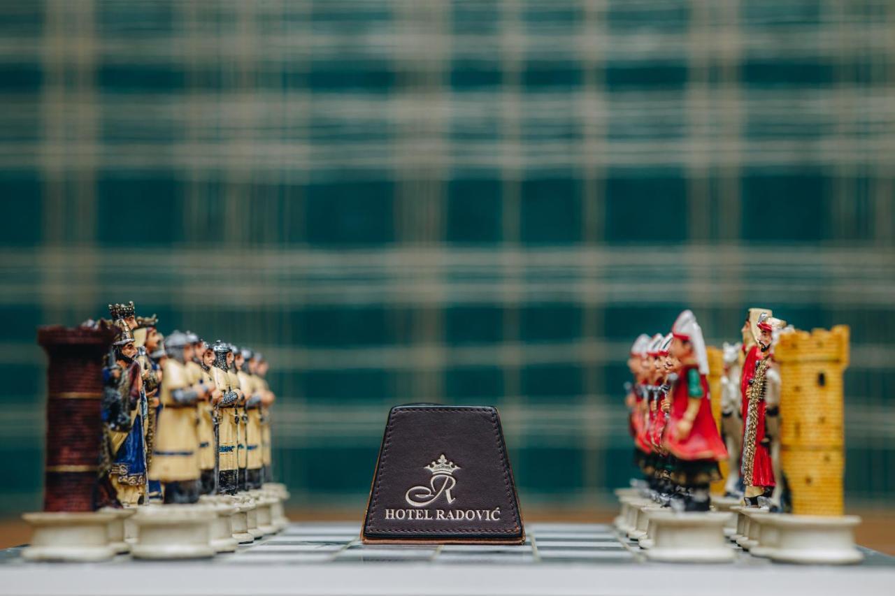 Garni Hotel Radovic クラグイェヴァツ エクステリア 写真