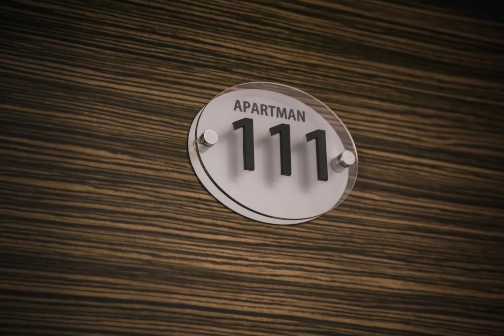 Garni Hotel Radovic クラグイェヴァツ エクステリア 写真