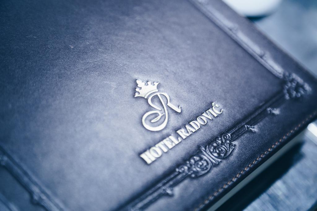 Garni Hotel Radovic クラグイェヴァツ エクステリア 写真